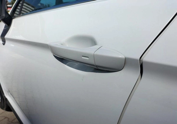 Volkswagen Passat cena 109900 przebieg: 135094, rok produkcji 2019 z Sanok małe 596